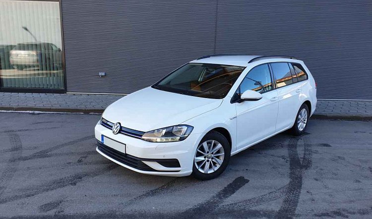 Facelift VW Golf rental car for rent Bolt Tallinn