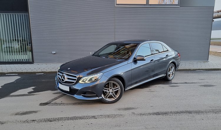 Premium Mercedes E-class rental car for rent Bolt Tallinn