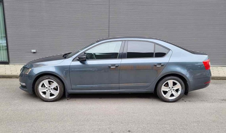 CNG Skoda Octavia rendiauto Bolt Tallinn