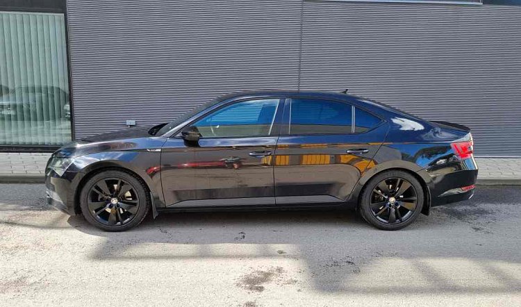 Škoda Superb rendiauto Bolt Tallinn