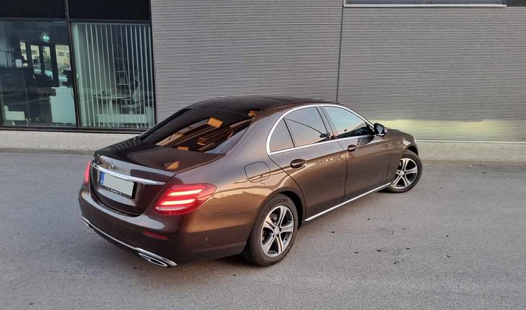 Premium Mercedes E-class rental car for rent Bolt Tallinn