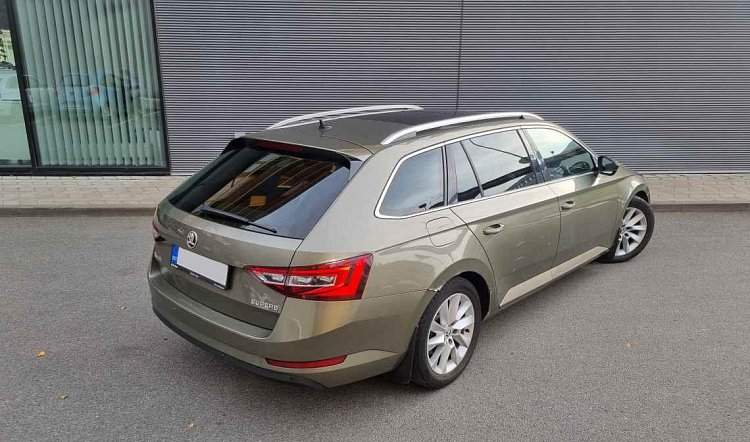 Škoda Superb rendiauto Bolt Tallinn