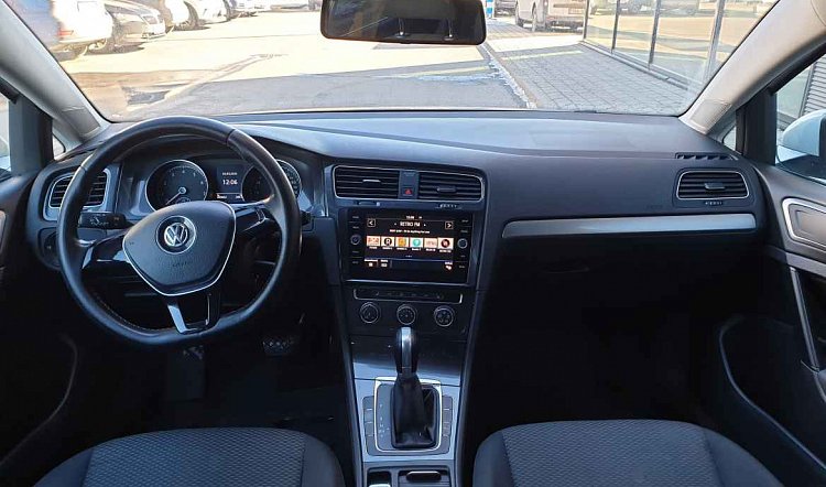 Facelift VW Golf autorent Bolt Tallinn