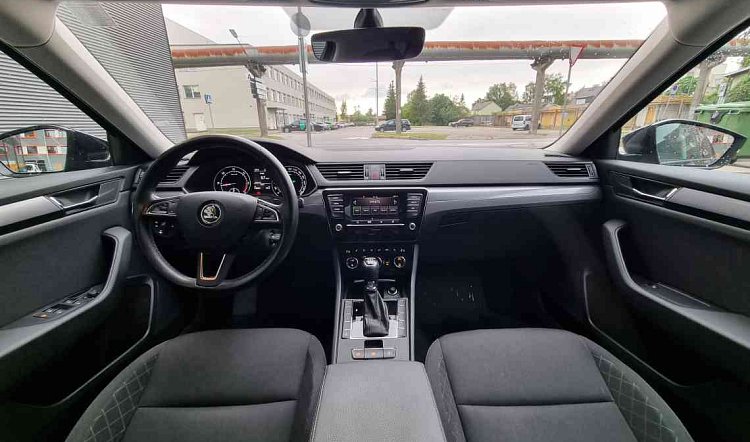 Škoda Superb rendiauto Bolt Tallinn
